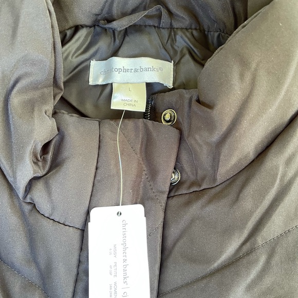 Vest - Picture 10 of 10